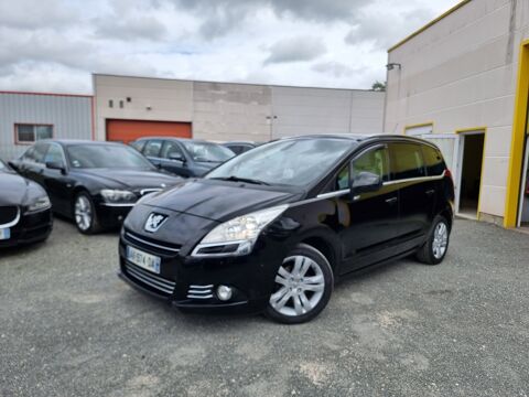 Peugeot 5008 - 1.6 HDI 110CH PACK PREMIUM - Noir M&ea