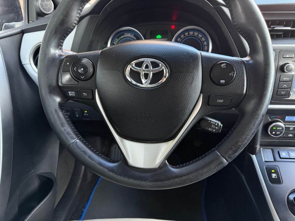 Auris II HYBRIDE 136H STYLE - 1&eacute;re main / Entretien 100% Toyota / 2015 occasion 34500 B&eacute;ziers