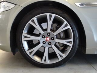 XJ II 3.0 V6 340 Ch S/C PORTFOLIO Supercharged AWD 4x4 2013 occasion 34500 B&eacute;ziers