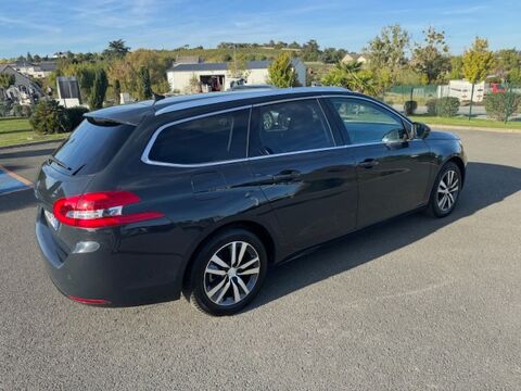 308 SW 130ch Allure Business EAT8 1ERE MAIN 2020 occasion 49570 Montjean-sur-Loire