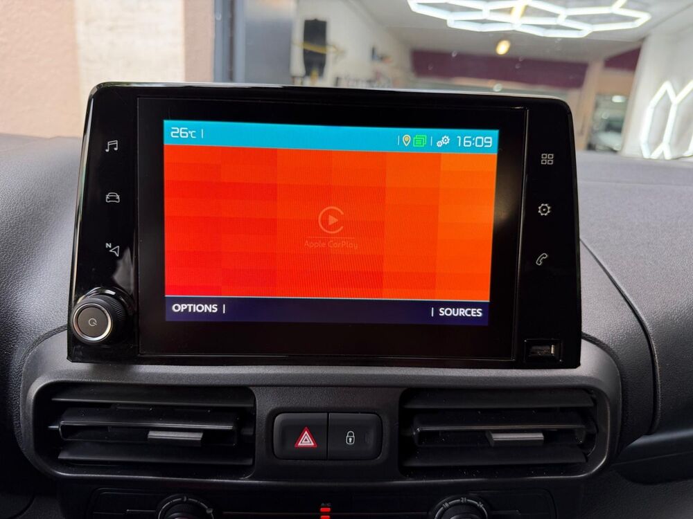 Berlingo 1.2 PTEC 131 CH 1ERE MAIN TVA RECUPERABLE GARANTIE 12 MOIS 2021 occasion 06400 CANNES