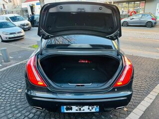 XJ Premium Luxe - 3.0 D V6 275 Bva6 - 2nd Main / Crit'2 / Entre 2015 occasion 78800 Houilles