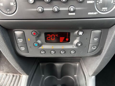 Clio II CAMPUS - 1.2 16V 75cv - 2009 occasion 45560 Saint-Denis-en-Val