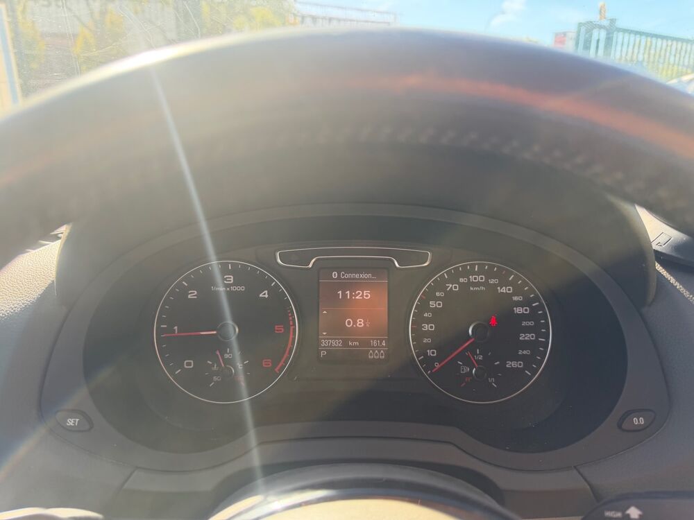 Q3 2.0 TDI 177 SPORT DESIGN QUATTRO S TRONIC 7 2013 occasion 78310 Coigni&egrave;res