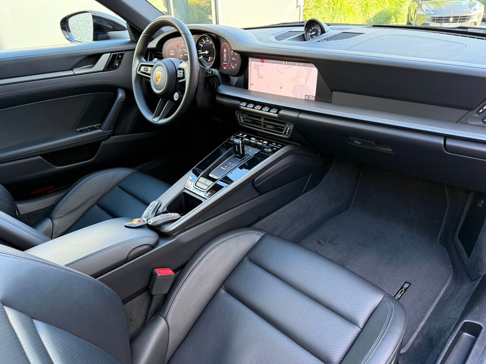 911 Carrera 3.2 450 CH / CARNET / FULL BLACK / AKRAPOVIC / 35400 KMS 2019 occasion 62780 CUCQ