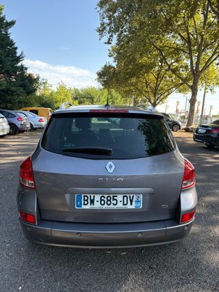 Clio III 1.2 TCE 106ch ANNEE 2011 CTok 2011 occasion 69320 Feyzin