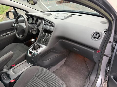 5008 1.6 e-HDI 115 CV allure 7 place 1er main garantie 6 mois 2014 occasion 78800 Houilles