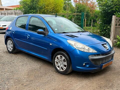 206 + 1.4 75 CH Premier main garantie 3 mois rien a prevoir CT O 2010 occasion 41370 JOSNES