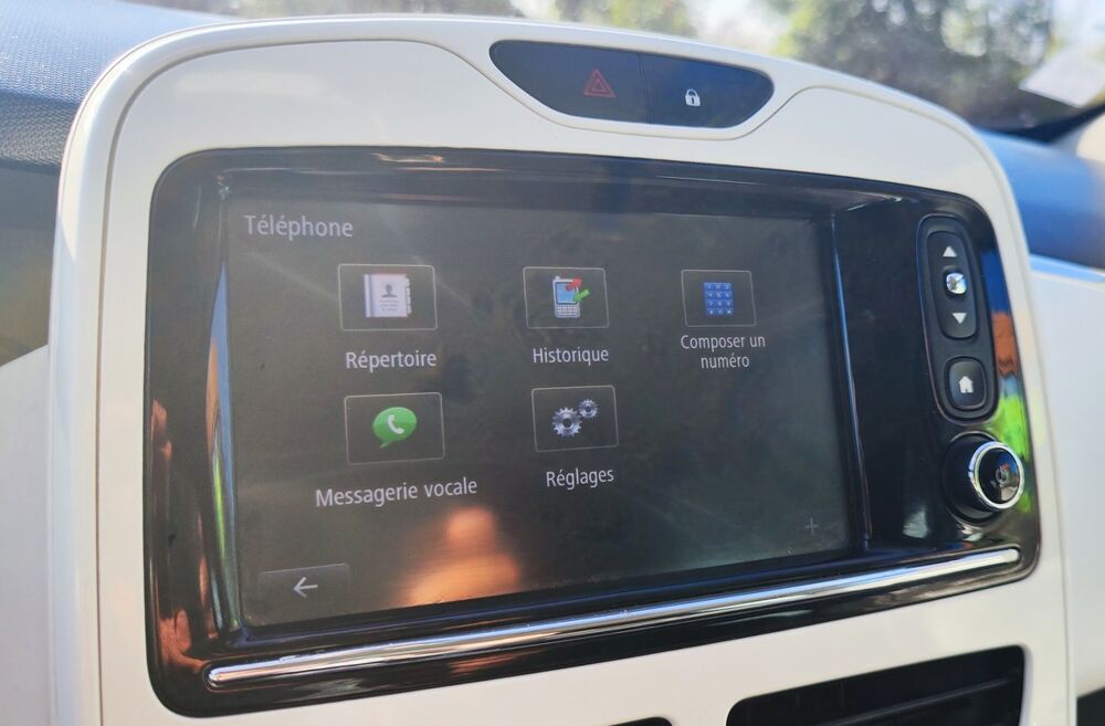 Zo&eacute; Z.E. LIFE CHARGE RAPIDE TYPE 2 GARANTIE 3/6/12 MOIS 2015 occasion 78200 BUCHELAY