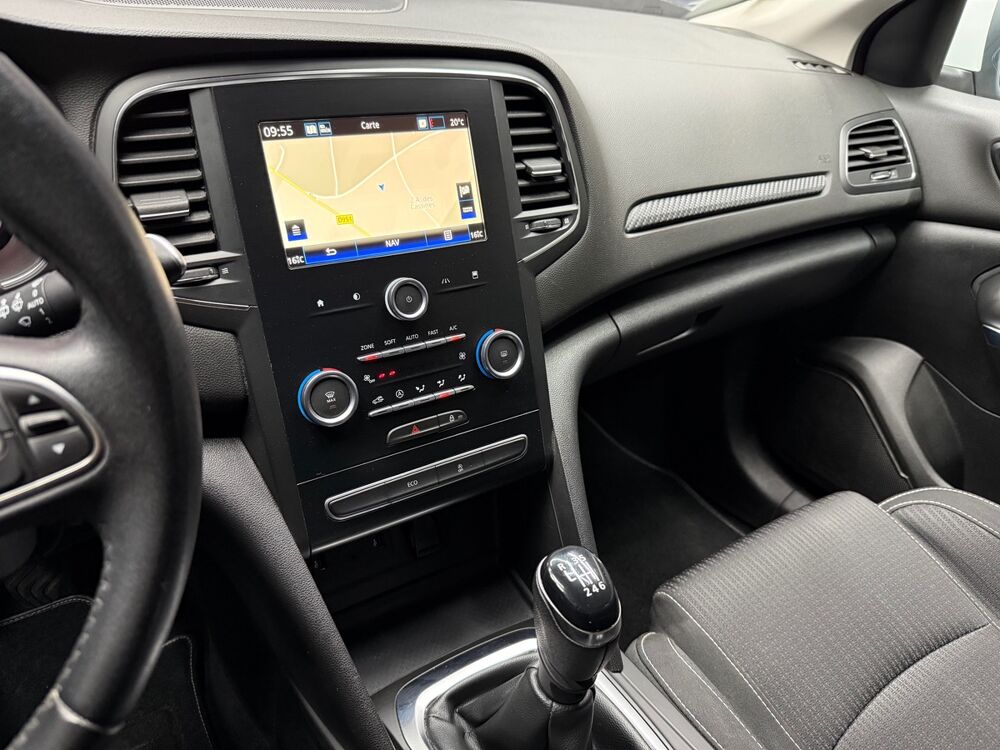 M&eacute;gane (4) IV - 1.5 Blue dci 115ch Business - SUIVI COMPLET / RADAR 2019 occasion 45560 Saint-Denis-en-Val
