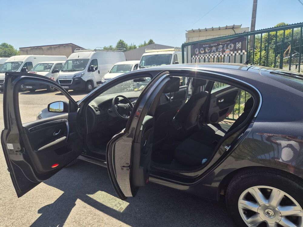 Laguna 2.0 DCI 140CV 140KMS GPS 2010 3990€ TTC 2010 occasion 51700 Dormans