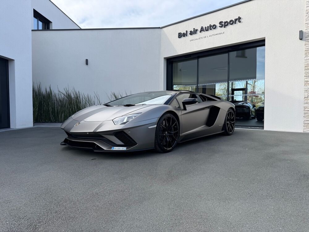 Aventador S ROADSTER 6.5L V12 / 741 CH / CARNET COMPLET / TVA / 34352 2018 occasion 62780 CUCQ