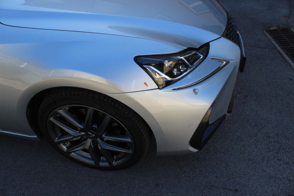 IS III (2) 300H F SPORT EXECUTIVE FULL OPTIONS + CARPLAY / ENT 2020 occasion 34430 Saint-Jean-de-V&eacute;das