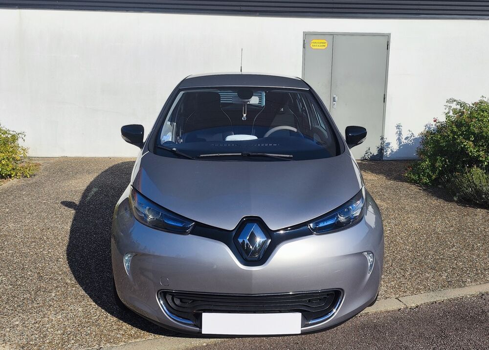 Zo&eacute; Z.E. LIFE CHARGE RAPIDE TYPE 2 GARANTIE 3/6/12 MOIS 2015 occasion 78200 BUCHELAY