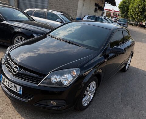 Opel Astra 1.7 cdti GTC COUPE 125 ch SPORT CLIM AUTO ET ATTELAGE 2009 occasion MEYZIEU 69330