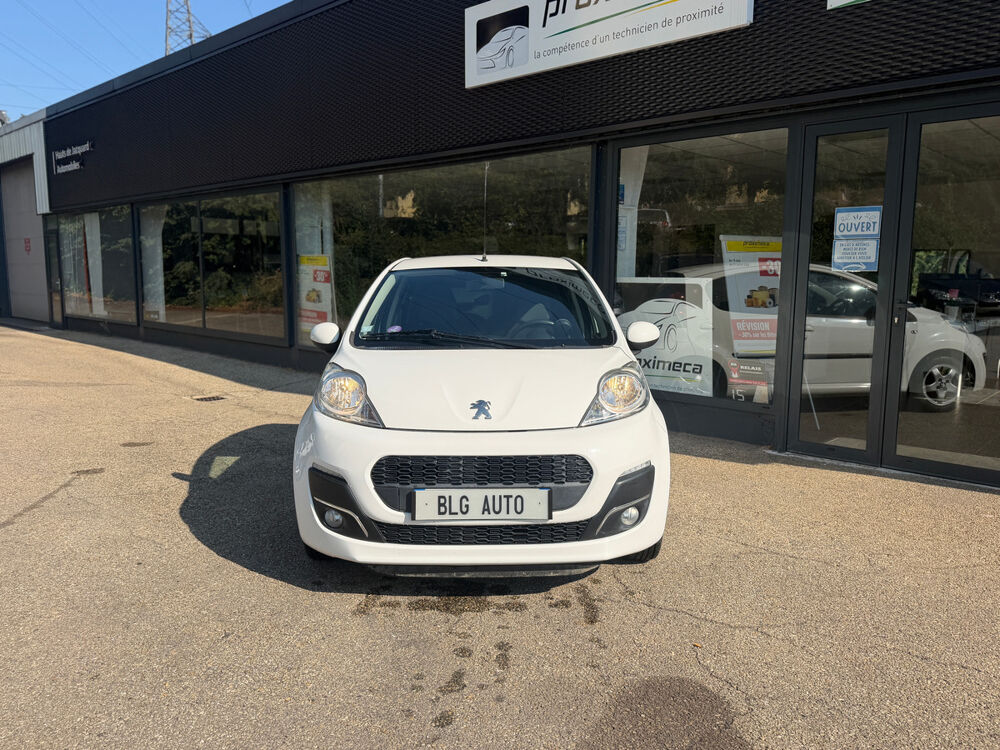 107 1.0I 12V 68 CH CLIMATISATION/ VITRES ELECTRIQUES/ BLUETOOTH/ 2013 occasion 42000 Saint-Etienne