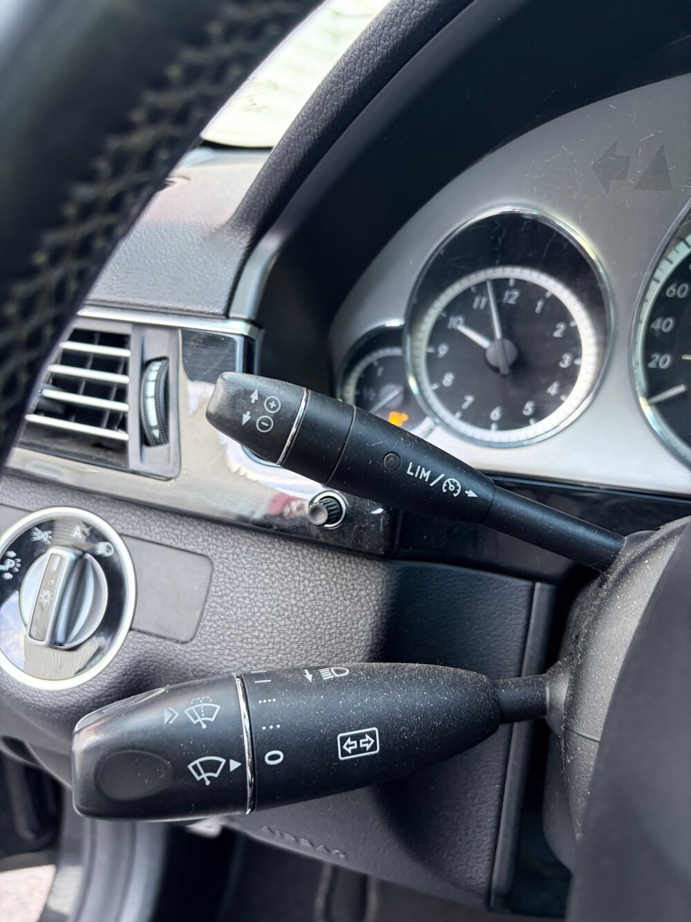 Classe E 250 CDI BOITE AUTO CUIR GPS RADARS BLUETOOTH R&Eacute;GULATEUR 2010 occasion 95100 ARGENTEUIL
