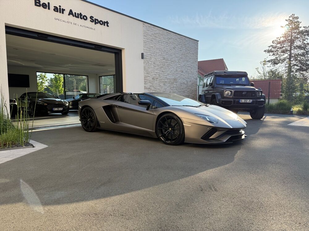 Aventador S ROADSTER 6.5L V12 / 741 CH / CARNET COMPLET / TVA / 34352 2018 occasion 62780 CUCQ