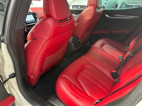 Ghibli III 3.0d V6 275ch GranSport BVA8 / TO / Harman Kardon / Si&egrave;g 2017 occasion 45770 Saran