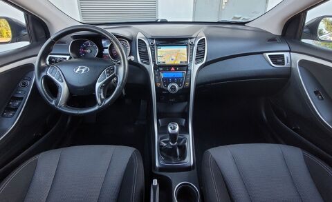 i30 1.6 CRDI 110 BLUE DRIVE PACK SENSATION PREMIERE MAIN GARANTI 2012 occasion 78200 BUCHELAY