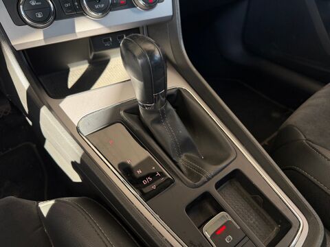 Leon III Xcellence 1.6 TDI DSG7 116 cv - Si&egrave;ges en cuir & Alcanta 2017 occasion 95190 Goussainville