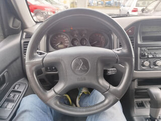 Pajero 3.2 DI-D EXCEED 7 places / 1 ere main/GARANTIE Nationale 12 2002 occasion 45770 Fleury-les-Aubrais