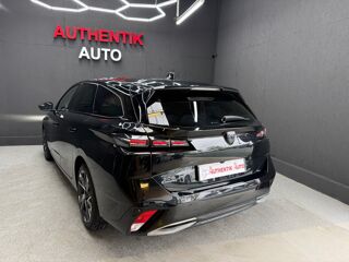 308 SW EAT8 130cv Allure - Cam&eacute;ra 360&deg; - AppleCarplay 2024 occasion 45560 Saint-Denis-en-Val