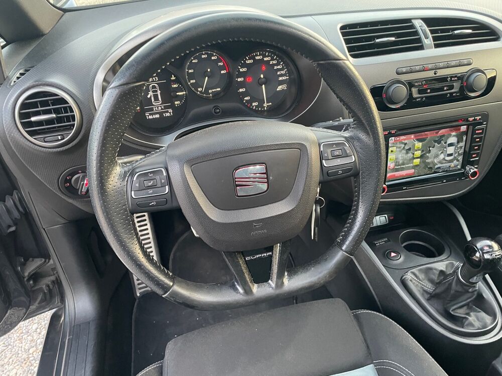 Leon Cupra R 2.0l 265 cv Tout Ouvrant 2010 occasion 69320 FEYZIN