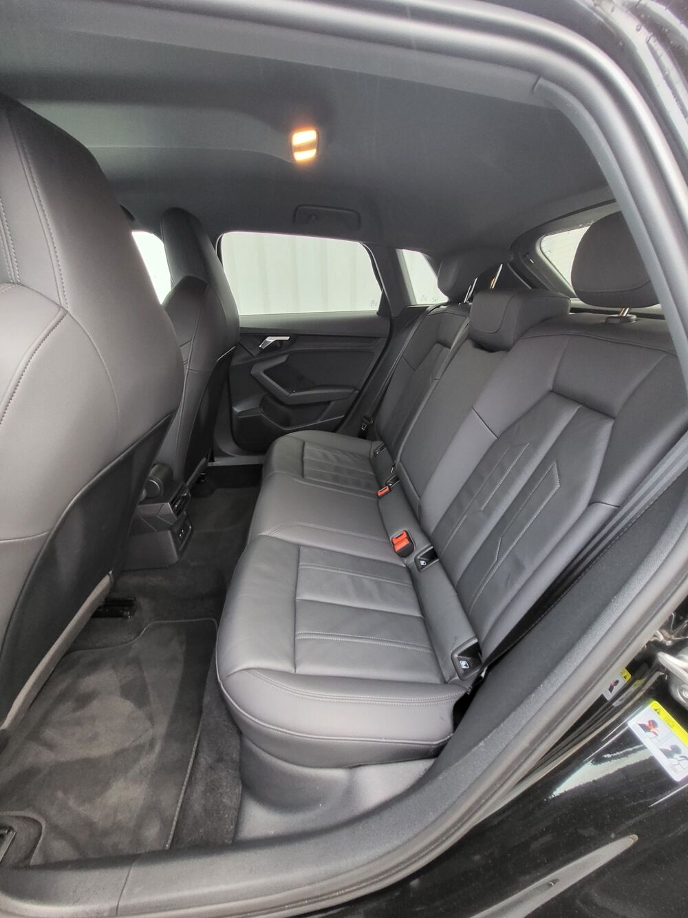 A3 35 TDI 150 CV ADVANCED PACK PLATINIUM S-TRONIC 7 &laquo; 1 &egrave;re Mai 2021 occasion 45500 GIEN