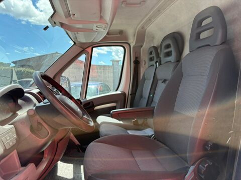 Boxer 2.2L HDI 101 CHV DIESEL - BEAUCOUP DE RANGEMENTS | R&Eacute;VIS&Eacute;E-G 2012 occasion 13200 Arles