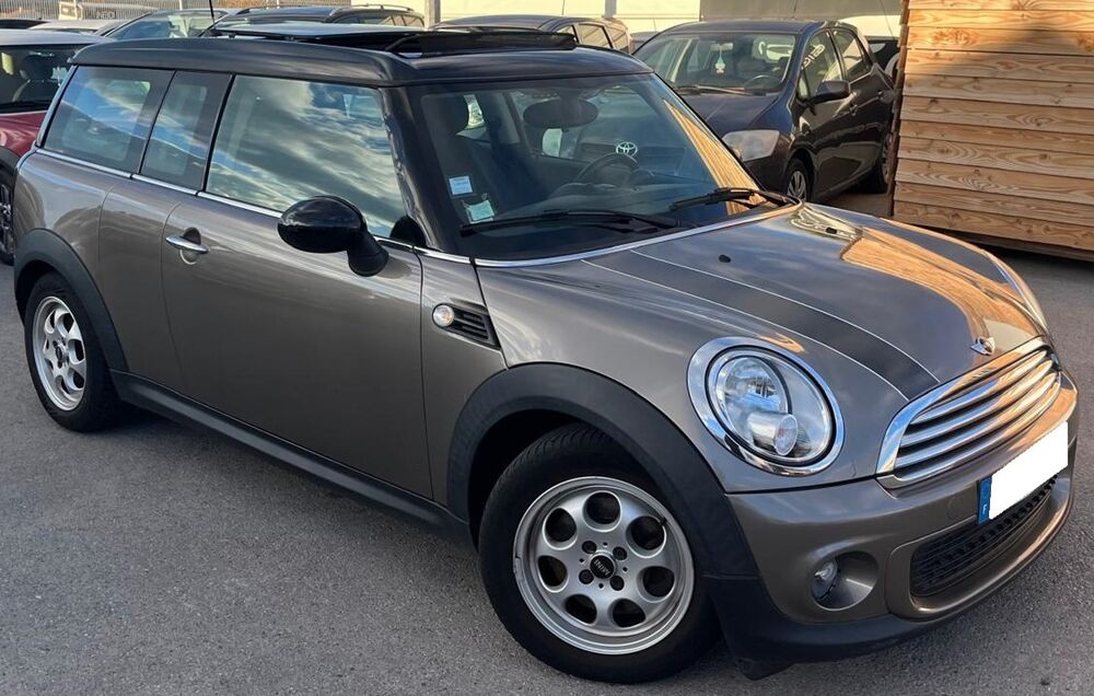 Clubman LCI Cooper D 1.6 D 112 cv*Chaine de distribution/Toit ouvran 2012 occasion 34770 Gigean
