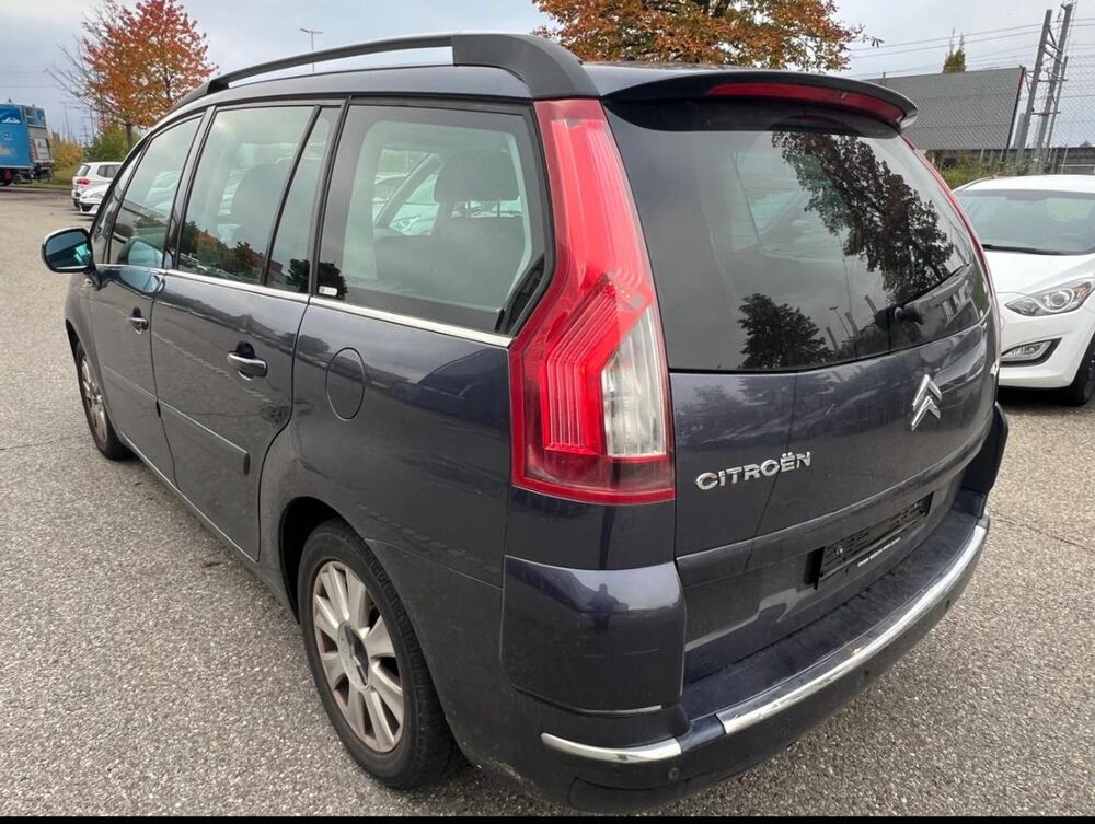 Grand C4 Picasso 2.0 HDI Dynamique Boite Auto 7 Places garantie 6 mois inclus 2008 occasion 45520 Cercottes