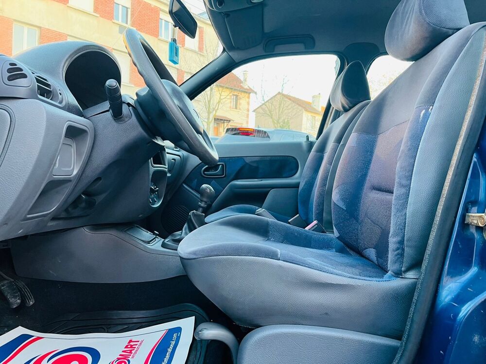 Clio 2 - 1.2i 58ch Bv&ugrave;5 - R&eacute;vis&eacute; / Carplay / Garanti - 4xCB et R 1998 occasion 78800 Houilles