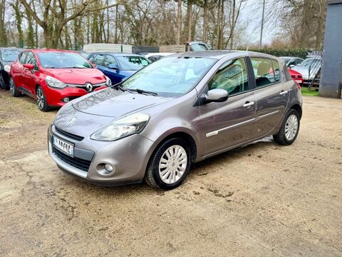 Renault clio iii 1,2 16v 75cv TOMTOM 5 portes