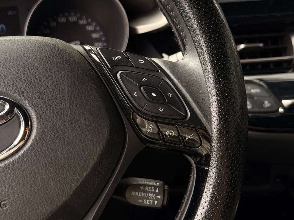C-HR Distinctive Phase 2 2.0 Hybrid 184 ch – Si&egrave;ges chauffants – 2020 occasion 95190 Goussainville