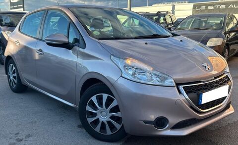 Peugeot 208 / 5 Portes 1.4 HDi FAP 68 cv *Finition Active / 2&egrave;me Main /C 2012 occasion Gigean 34770