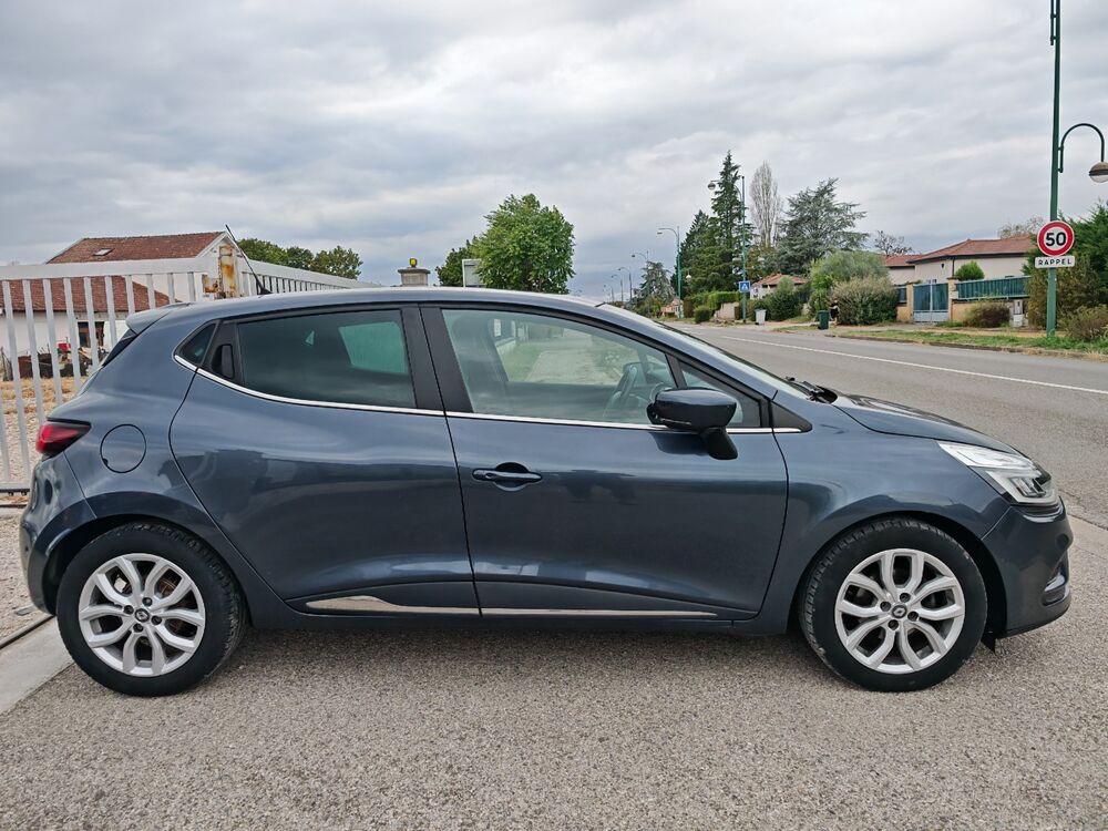 Clio IV 1.5 DCI 90 CV BOITE EDC FINTION INTENS BOSE 2016 occasion 01360 Balan