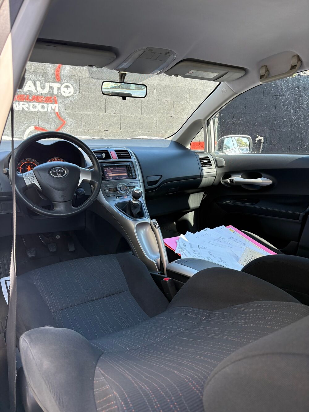 Auris (I) 1.4 D4D 90cv Active GPS & Clim 2009 occasion 84700 SORGUES