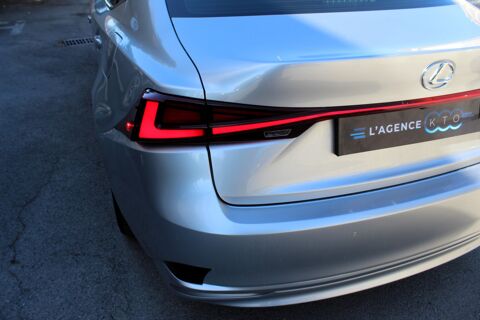 IS III (2) 300H F SPORT EXECUTIVE FULL OPTIONS + CARPLAY / ENT 2020 occasion 34430 Saint-Jean-de-V&eacute;das
