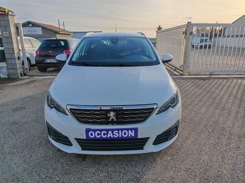 308 SW 1.5 blue hdi 130 cv FINITION ALLURE 2018 occasion 01360 Balan