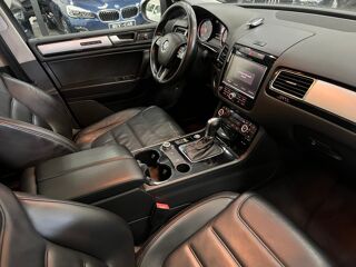Touareg 3.0 tdi 245 CH CARAT EDITION / Financement possible 2012 occasion 69800 SAINT-PRIEST