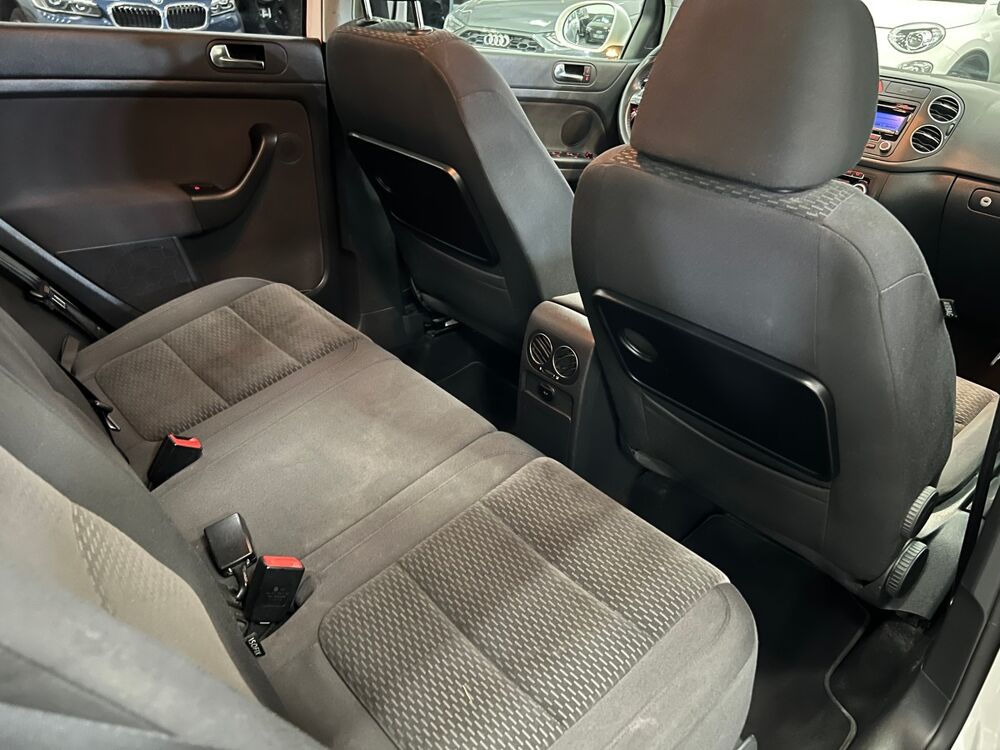 Golf PLUS 1.6 TDI 105CH BVM-5 / GARANTIE 6 MOIS / MOTEUR /BOIT D 2011 occasion 69800 SAINT-PRIEST