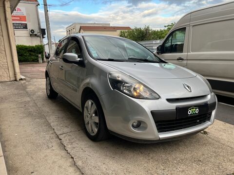Clio 3 1.5 dCi 85ch 5P Exception Quickshift BVA ET DISTRI CHGT 2010 occasion 95190 Goussainville