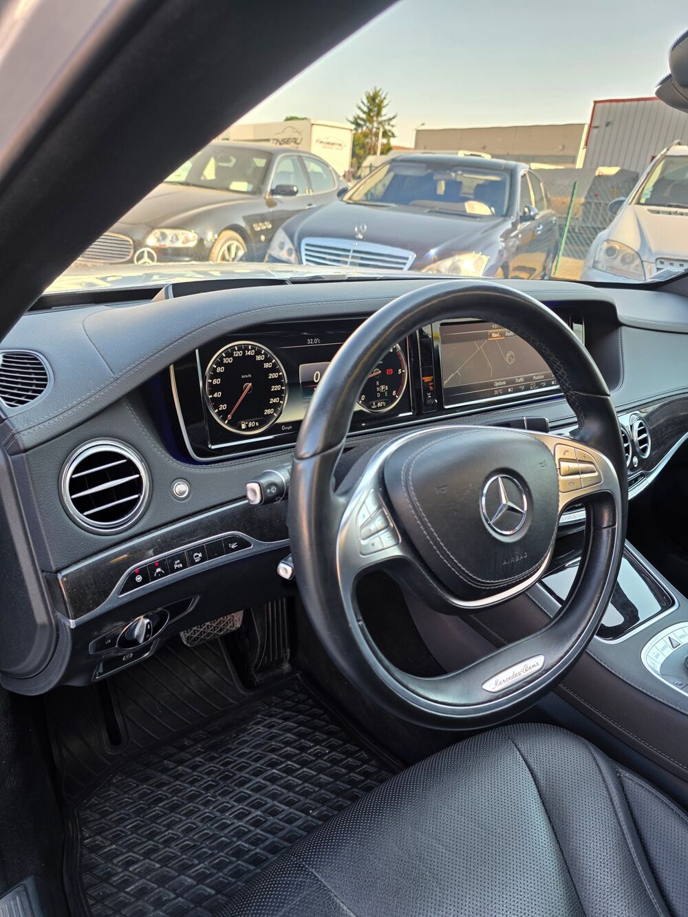 Classe S 350D 258ch 4 matic BlueTEC 2eme main depuis 2017 historique 2015 occasion 41350 Vineuil