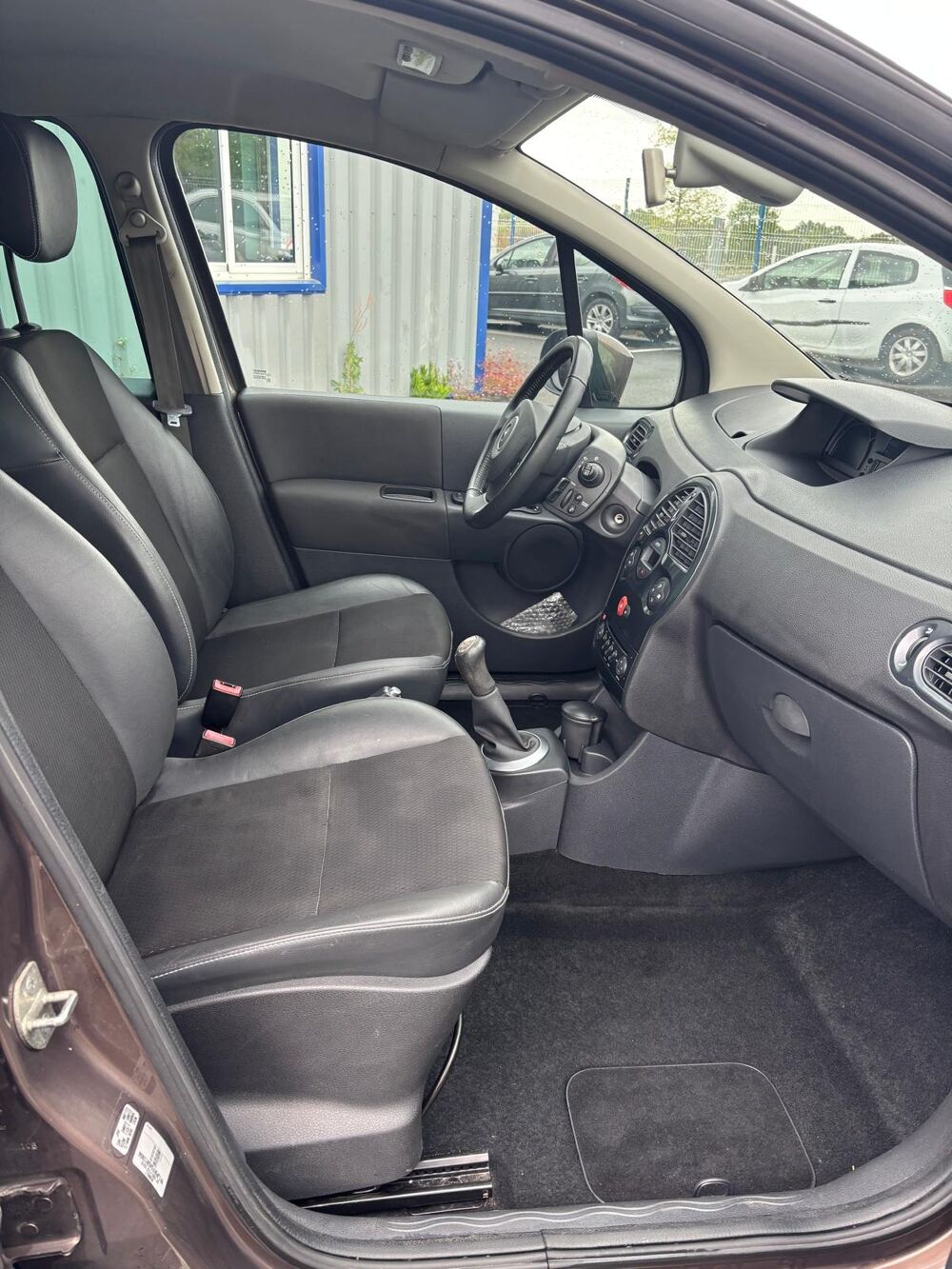 Grand Modus 1.5 DCI 85 / FAIBLE KILOMETRAGE / GARANTIE 12 MOIS 2011 occasion 49290 MAUGES SUR LOIRE