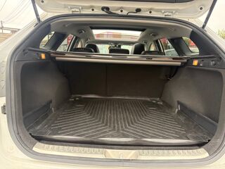i40 2015 BOITE AUTO TOIT OUVRANT CUIR GPS Bluetooth Facture d e 2015 occasion 95100 ARGENTEUIL