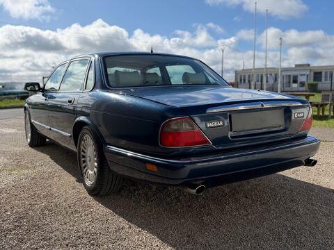 XJ 12 (305) Sovering 6.0 V12 311 CH BA 1995 occasion 45190 Beaugency