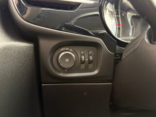 Corsa Edition Business 1.2 i 75 cv - Distribution OK 2022 occasion 95190 Goussainville