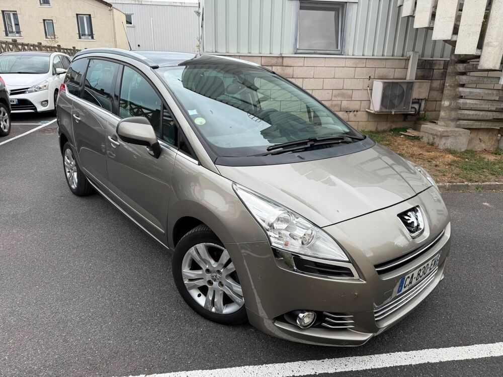 5008 1.6 e-HDI 112 CV BMP6 allure 7 place garantie 6 mois 2012 occasion 78800 Houilles
