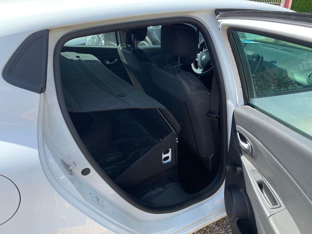 Clio IV 1,5L DCI 90 CV SOCIETE PHASE 2 2017 occasion 45700 Villemandeur